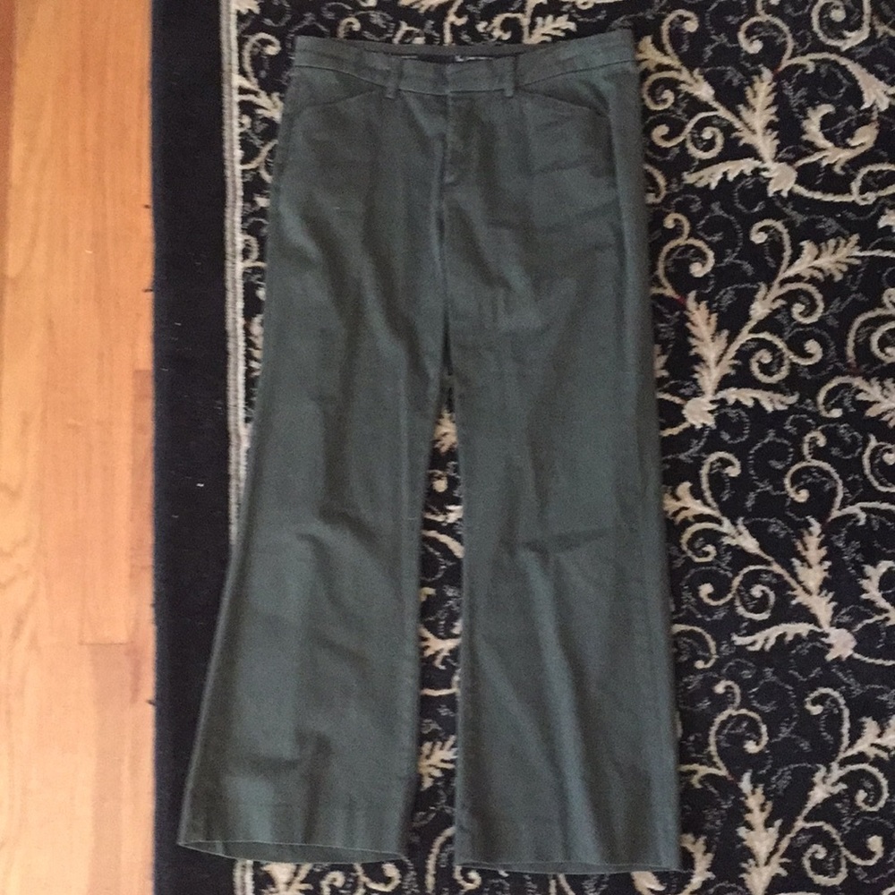 Women’s khaki/army green trouser pants